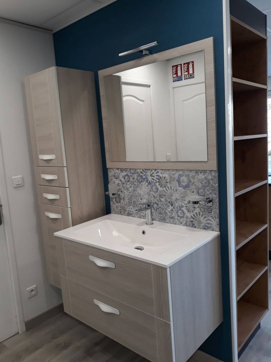 VENTE MEUBLES DE SDB A -60%