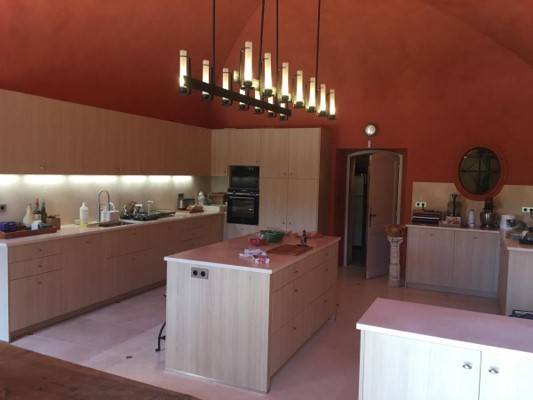 Conception et pose d'une cuisine haut de gamme près d'Aix-en-Provence